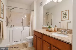 24701 Byrne Meadow Square, Aldie, VA 20105 - Photo 16