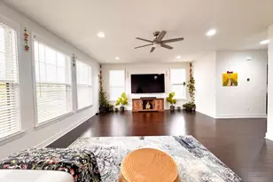 25419 Reed Orchard Ter, Chantilly, VA 20152 - Photo 14