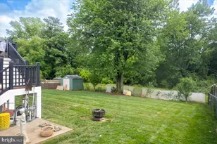 713 W Holly Ave, Sterling, VA 20164 - Photo 34