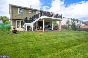 713 W Holly Ave, Sterling, VA 20164 - Photo 32