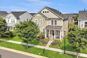 1010 Laconian St SE, Leesburg, VA 20175 - Photo 2