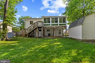 403 W Poplar Rd, Sterling, VA 20164 - Photo 22