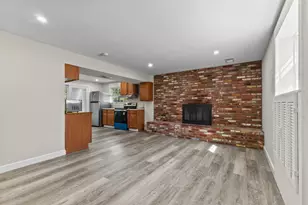 403 W Poplar Rd, Sterling, VA 20164 - Photo 14