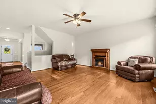 18184 Presidio Pl, Round Hill, VA 20141 - Photo 12