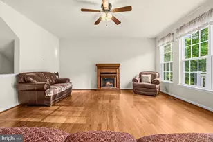 18184 Presidio Pl, Round Hill, VA 20141 - Photo 10