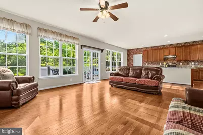 18184 Presidio Place, Round Hill, VA 20141 - Photo 10
