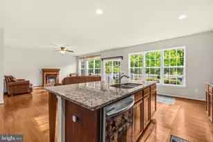 18184 Presidio Pl, Round Hill, VA 20141 - Photo 14
