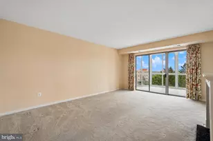 19355 Cypress Ridge Terrace, Leesburg, VA 20176 - Photo 22