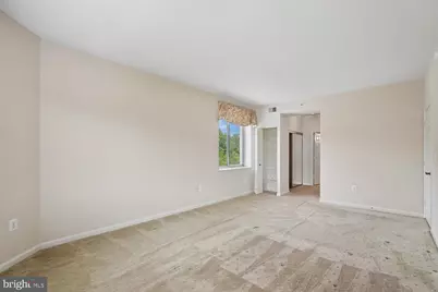 19355 Cypress Ridge Terrace #206, Leesburg, VA 20176 - Photo 34