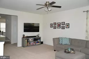 43857 Kingston Station Terrace, Ashburn, VA 20148 - Photo 4
