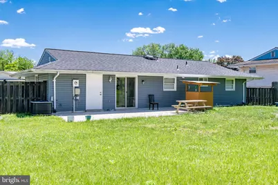 1607 N Brunswick Street, Sterling, VA 20164 - Photo 2