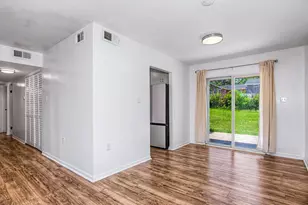 1607 N Brunswick St, Sterling, VA 20164 - Photo 14