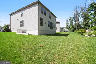 24794 Somerby Dr, Chantilly, VA 20152 - Photo 36