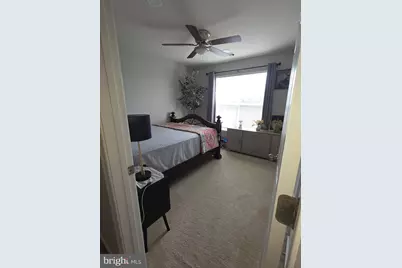 43389 Town Gate Square, Chantilly, VA 20152 - Photo 16