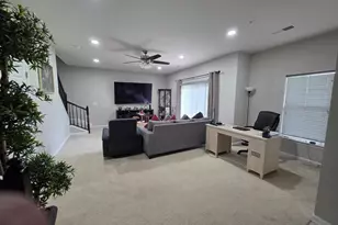 43389 Town Gate Square, Chantilly, VA 20152 - Photo 12