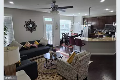 43389 Town Gate Square, Chantilly, VA 20152 - Photo 10