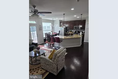 43389 Town Gate Square, Chantilly, VA 20152 - Photo 4