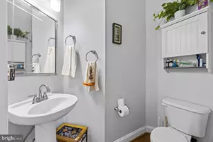 645 McLeary Square SE, Leesburg, VA 20175 - Photo 10