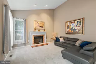 47202 Redbark Pl, Sterling, VA 20165 - Photo 6