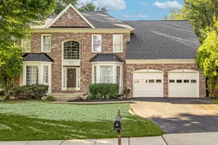47202 Redbark Pl, Sterling, VA 20165 - Photo 2