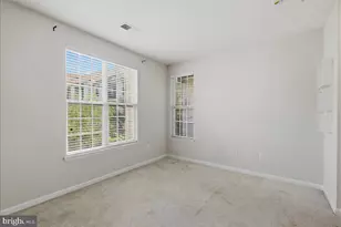 21228 McFadden Square, Sterling, VA 20165 - Photo 18
