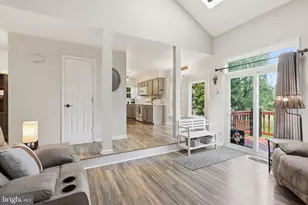 204 Grafton Way NE, Leesburg, VA 20176 - Photo 12