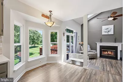 204 Grafton Way NE, Leesburg, VA 20176 - Photo 8