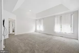 24267 Purple Finch Dr, Aldie, VA 20105 - Photo 4