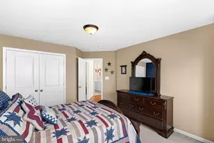 42755 Chatelain Cir, Brambleton, VA 20148 - Photo 36