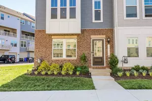 24190 Kilbride Ter, Sterling, VA 20166 - Photo 6