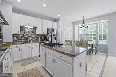 874 Stonefield Square NE, Leesburg, VA 20176 - Photo 6