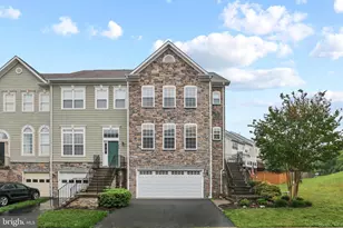 874 Stonefield Square NE, Leesburg, VA 20176 - Photo 2