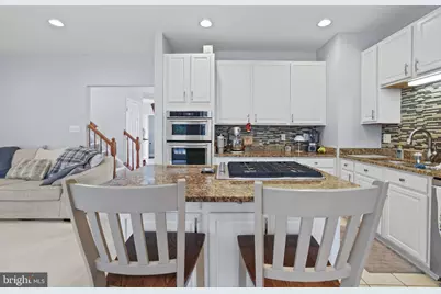 874 Stonefield Square NE, Leesburg, VA 20176 - Photo 12