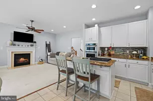 874 Stonefield Square NE, Leesburg, VA 20176 - Photo 14