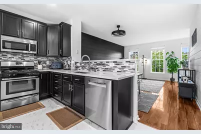 25320 Shipley Terrace, Chantilly, VA 20152 - Photo 12