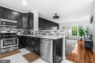 25320 Shipley Terrace, Chantilly, VA 20152 - Photo 12