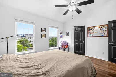 25320 Shipley Terrace, Chantilly, VA 20152 - Photo 18
