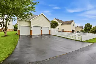 22938 Goldenrod, Brambleton, VA 20148 - Photo 40
