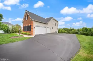 42598 Unbridleds Song Pl, Chantilly, VA 20152 - Photo 8