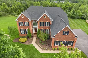 42598 Unbridleds Song Pl, Chantilly, VA 20152 - Photo 4