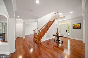 43916 Riverpoint Dr, Leesburg, VA 20176 - Photo 8