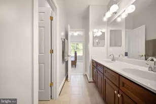 43916 Riverpoint Dr, Leesburg, VA 20176 - Photo 58