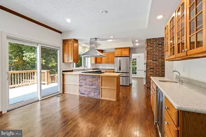 10842 Monticello Drive, Great Falls, VA 22066 - Photo 22