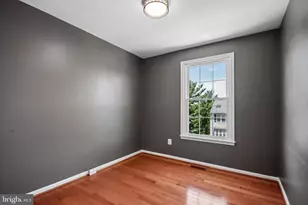 46835 Trumpet Cir, Sterling, VA 20164 - Photo 10