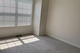 21752 Ascot Ct, Ashburn, VA 20147 - Photo 10
