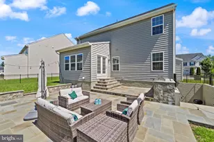25981 Royston Pass Cir, Aldie, VA 20105 - Photo 44