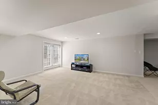 25981 Royston Pass Cir, Aldie, VA 20105 - Photo 32