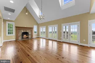 16250 Short Hill Rd, Purcellville, VA 20132 - Photo 14