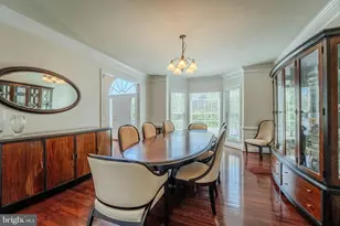 20950 Highland Creek Dr, Leesburg, VA 20175 - Photo 8