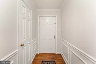 734 Balls Bluff Rd NE, Leesburg, VA 20176 - Photo 8